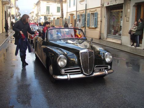 Ingrandisci la foto